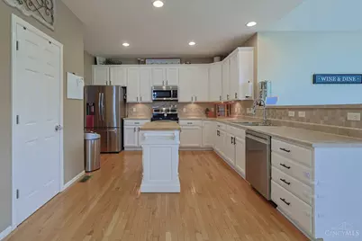 255 Delaware Drive, Hamilton Township, OH 45039 - Photo 17