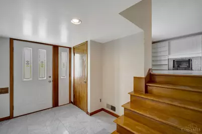 702 W Sharon Road, Forest Park, OH 45240 - Photo 3