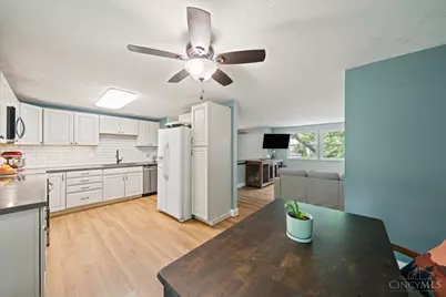 6771 Kentford Court, Cincinnati, OH 45233 - Photo 7