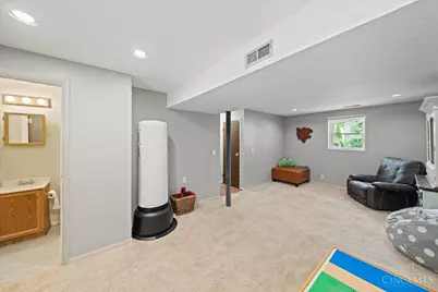 6771 Kentford Court, Cincinnati, OH 45233 - Photo 17