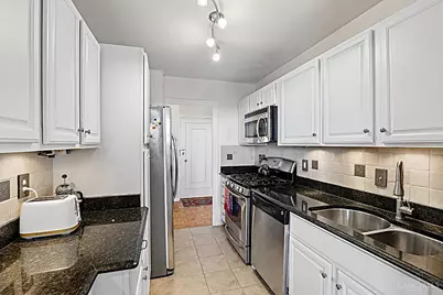 2324 Madison Road #1705, Cincinnati, OH 45208 - Photo 11