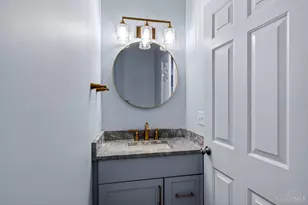 557 Hoge St, Cincinnati, OH 45226 - Photo 23