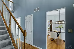 557 Hoge St, Cincinnati, OH 45226 - Photo 3