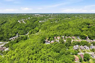 2400 Homestead Pl, Cincinnati, OH 45211 - Photo 35