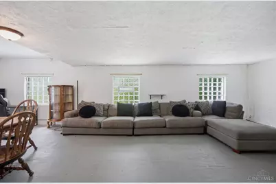 2400 Homestead Place, Cincinnati, OH 45211 - Photo 27