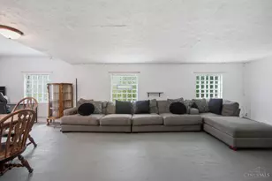 2400 Homestead Pl, Cincinnati, OH 45211 - Photo 27