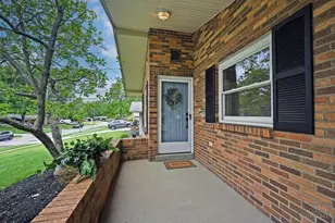 3746 Belfast Ave, Sycamore Township, OH 45236 - Photo 3