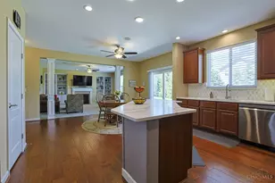6463 Tree View Dr, Liberty Township, OH 45044 - Photo 17