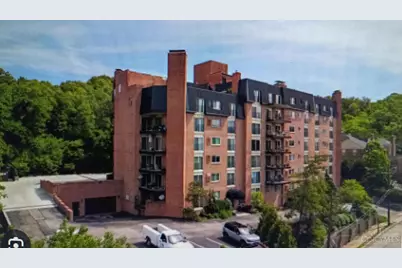 880 Rue De La Paix #A5, Cincinnati, OH 45220 - Photo 3