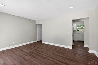 11440 Folkstone Drive, Forest Park, OH 45240 - Photo 7