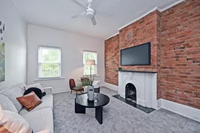 915 Paradrome Street, Cincinnati, OH 45202 - Photo 33