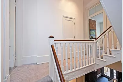 915 Paradrome Street, Cincinnati, OH 45202 - Photo 15