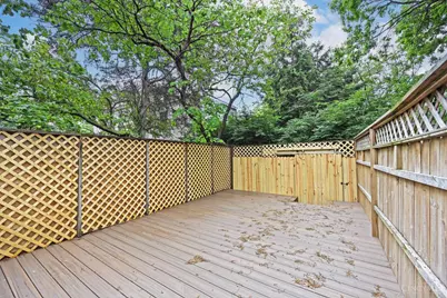 915 Paradrome Street, Cincinnati, OH 45202 - Photo 11