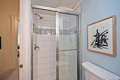 915 Paradrome Street, Cincinnati, OH 45202 - Photo 31