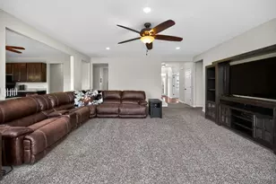 424 Calumet Farms Dr, Lebanon, OH 45036 - Photo 15