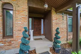 7454 Cinnamon Woods Dr, West Chester, OH 45069 - Photo 3