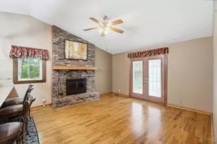 7454 Cinnamon Woods Dr, West Chester, OH 45069 - Photo 13