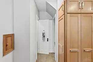 801 Ludlow Ave, Cincinnati, OH 45220 - Photo 23