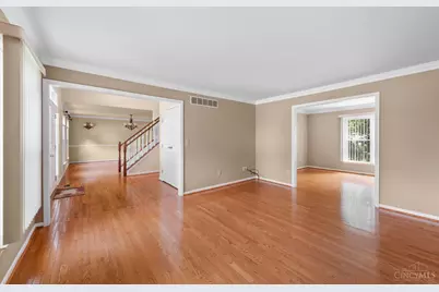 9829 Orchard Club Drive, Cincinnati, OH 45242 - Photo 13