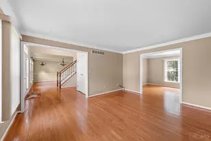 9829 Orchard Club Dr, Montgomery, OH 45242 - Photo 13