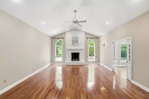 7012 Valley Falls Ct, Liberty Township, OH 45011 - Photo 9