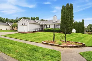619 Fox Chase Way, Maineville, OH 45039 - Photo 5