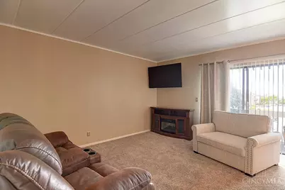 1122 Eagle Feather Circle #D, West Carrollton, OH 45449 - Photo 3