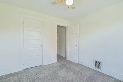 2635 Observatory Avenue, Cincinnati, OH 45208 - Photo 23