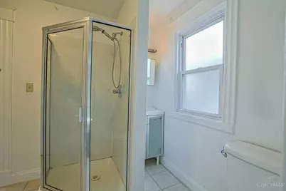 2635 Observatory Avenue, Cincinnati, OH 45208 - Photo 19
