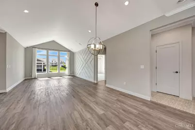 10014 Washington Glen Drive, Washington Twp, OH 45458 - Photo 9