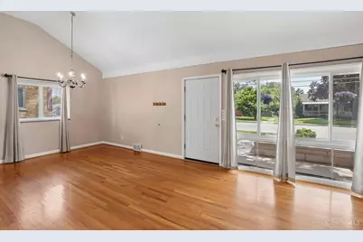 5646 Lawrence Road, Cincinnati, OH 45248 - Photo 5