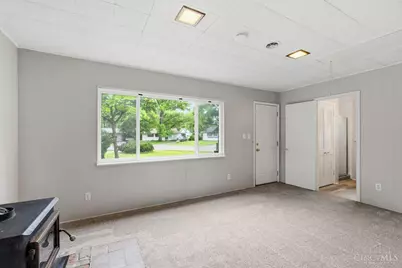 8490 Smallwood Lane, Sycamore Township, OH 45236 - Photo 11