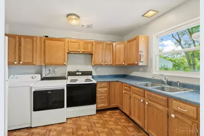 8490 Smallwood Lane, Sycamore Township, OH 45236 - Photo 9