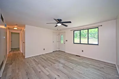 2602 Hunt Road, Reading, OH 45236 - Photo 5