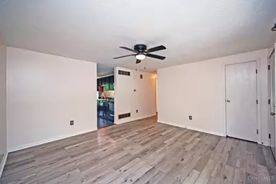 2602 Hunt Road, Reading, OH 45236 - Photo 7
