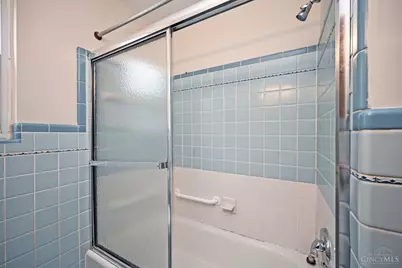 178 E Crest Drive, Reading, OH 45215 - Photo 19