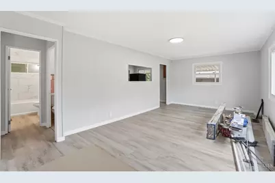 8741 Neptune Drive, Cincinnati, OH 45231 - Photo 5