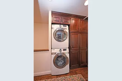 2396 Dana Avenue, Cincinnati, OH 45208 - Photo 37