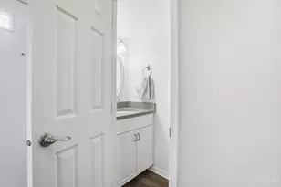 10857 Lakehurst Ct, Sycamore Township, OH 45242 - Photo 19