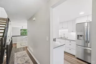 10857 Lakehurst Ct, Sycamore Township, OH 45242 - Photo 7
