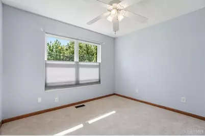 7750 Crystal Lake Lane, Hamilton Township, OH 45039 - Photo 27