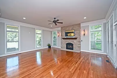 7054 Harbour Town Drive, West Chester, OH 45069 - Photo 9