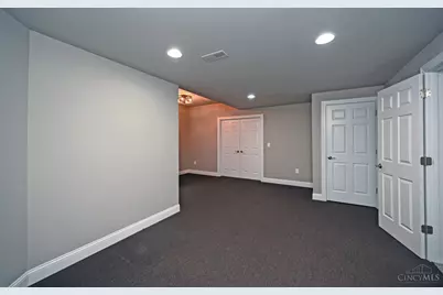 7054 Harbour Town Drive, West Chester, OH 45069 - Photo 49
