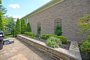7054 Harbour Town Dr, West Chester, OH 45069 - Photo 61
