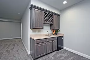 7054 Harbour Town Dr, West Chester, OH 45069 - Photo 45