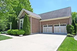 7054 Harbour Town Dr, West Chester, OH 45069 - Photo 3