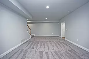 7054 Harbour Town Dr, West Chester, OH 45069 - Photo 41