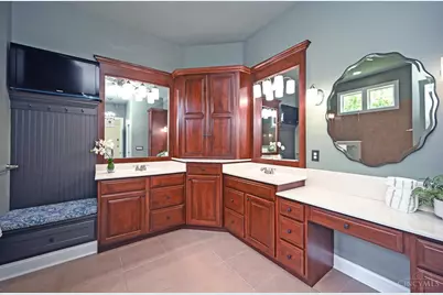 7054 Harbour Town Drive, West Chester, OH 45069 - Photo 31