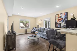 2137 Highland Ave, Cincinnati, OH 45219 - Photo 25