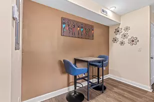 2137 Highland Ave, Cincinnati, OH 45219 - Photo 39